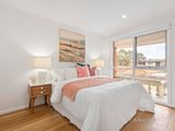 https://images.listonce.com.au/custom/160x/listings/152-rosella-street-doncaster-east-vic-3109/726/01727726_img_09.jpg?OVnAGHGOqp8