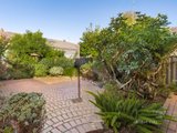 https://images.listonce.com.au/custom/160x/listings/152-swanston-street-templestowe-lower-vic-3107/792/01681792_img_11.jpg?p7dsx5BNU4Y