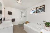 https://images.listonce.com.au/custom/160x/listings/152-willy-milly-road-mckenzie-hill-vic-3451/349/01069349_img_04.jpg?33CLNeGTRqs