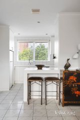 https://images.listonce.com.au/custom/160x/listings/15201-lennox-street-richmond-vic-3121/482/01906482_img_07.jpg?Z5VhDYKNYwU