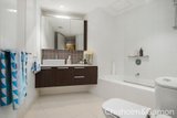 https://images.listonce.com.au/custom/160x/listings/15201-ormond-road-elwood-vic-3184/431/01793431_img_08.jpg?NzsNIXJONRU