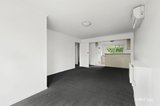 https://images.listonce.com.au/custom/160x/listings/15284-barkers-road-hawthorn-vic-3122/813/01908813_img_08.jpg?r6y-uR7J0sg