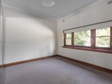 https://images.listonce.com.au/custom/160x/listings/153-balwyn-road-balwyn-vic-3103/304/01032304_img_05.jpg?QIMXZDygjXU