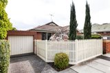 https://images.listonce.com.au/custom/160x/listings/153-kangaroo-road-murrumbeena-vic-3163/348/01284348_img_01.jpg?xpV4RZ-8rzM