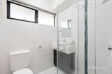 https://images.listonce.com.au/custom/160x/listings/153-kent-avenue-croydon-vic-3136/937/01957937_img_07.jpg?VLGjtkScud4