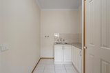 https://images.listonce.com.au/custom/160x/listings/153-mangans-road-lilydale-vic-3140/493/01910493_img_10.jpg?yxbFECM116Q
