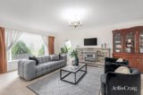 https://images.listonce.com.au/custom/160x/listings/153-manningham-road-bulleen-vic-3105/766/01751766_img_03.jpg?8jHsu4avZG0
