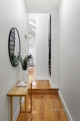 https://images.listonce.com.au/custom/160x/listings/153-market-street-south-melbourne-vic-3205/577/01127577_img_02.jpg?RH7wMFl-OBg