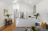 https://images.listonce.com.au/custom/160x/listings/153-market-street-south-melbourne-vic-3205/577/01127577_img_07.jpg?Mxu8wlKqroA