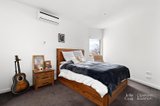https://images.listonce.com.au/custom/160x/listings/1530-docker-street-elwood-vic-3184/216/01780216_img_08.jpg?QnnKZd-zp7A