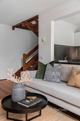https://images.listonce.com.au/custom/160x/listings/15335-abbotsford-street-north-melbourne-vic-3051/131/01168131_img_04.jpg?YIZorKrYwKg