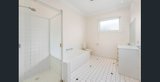 https://images.listonce.com.au/custom/160x/listings/153a-wellington-street-kew-vic-3101/374/01632374_img_07.jpg?jhhPgne-ZOQ