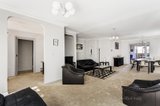 https://images.listonce.com.au/custom/160x/listings/154-furneaux-grove-bulleen-vic-3105/276/00504276_img_04.jpg?9Nws0GASxXU