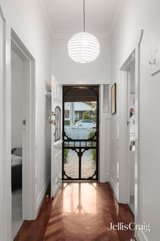 https://images.listonce.com.au/custom/160x/listings/154-gooch-street-thornbury-vic-3071/102/01916102_img_02.jpg?zXn4EaHOcz0