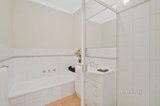 https://images.listonce.com.au/custom/160x/listings/154-hilton-street-mount-waverley-vic-3149/856/01063856_img_07.jpg?0nsCeNiTdiM