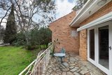 https://images.listonce.com.au/custom/160x/listings/154-lower-plenty-road-rosanna-vic-3084/394/01747394_img_11.jpg?kzJUYsXa_V0