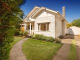 https://images.listonce.com.au/custom/160x/listings/154-maidstone-street-altona-vic-3018/876/01202876_img_01.jpg?sGFQwgbWKh8