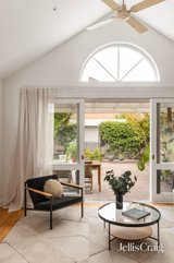 https://images.listonce.com.au/custom/160x/listings/154-miller-street-fitzroy-north-vic-3068/519/01874519_img_09.jpg?-J8pKu5xymM