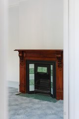 https://images.listonce.com.au/custom/160x/listings/154-spensley-street-clifton-hill-vic-3068/444/00793444_img_06.jpg?xgiG-42lq0o