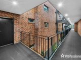 https://images.listonce.com.au/custom/160x/listings/155-7-alfrick-road-croydon-vic-3136/020/01526020_img_04.jpg?wJkCSDaerks