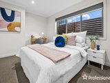 https://images.listonce.com.au/custom/160x/listings/155-7-alfrick-road-croydon-vic-3136/020/01526020_img_09.jpg?cNV1vAp5FMU