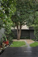 https://images.listonce.com.au/custom/160x/listings/155-brighton-street-richmond-vic-3121/518/01580518_img_16.jpg?FoDUfQx_MFo