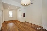https://images.listonce.com.au/custom/160x/listings/155-dow-street-port-melbourne-vic-3207/285/01988285_img_02.jpg?sBIBXUhrN5w