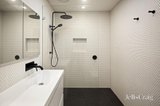 https://images.listonce.com.au/custom/160x/listings/155-dow-street-port-melbourne-vic-3207/285/01988285_img_07.jpg?ogTtw6gfsDo