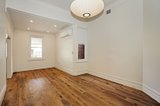 https://images.listonce.com.au/custom/160x/listings/155-dow-street-port-melbourne-vic-3207/359/01724359_img_05.jpg?wh_n24766jc