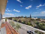 https://images.listonce.com.au/custom/160x/listings/155-ormond-esplanade-elwood-vic-3184/581/01793581_img_04.jpg?4B-KEL8MfYE