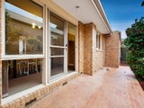 https://images.listonce.com.au/custom/160x/listings/155-talbot-avenue-balwyn-vic-3103/194/01684194_img_08.jpg?yII-3Y1FXUY