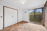https://images.listonce.com.au/custom/160x/listings/1555-anslow-street-woodend-vic-3442/093/01772093_img_06.jpg?4Np6HJLUcr0