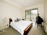 https://images.listonce.com.au/custom/160x/listings/1555-moreland-street-footscray-vic-3011/538/01633538_img_04.jpg?EtlhPjc0u-4