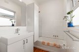 https://images.listonce.com.au/custom/160x/listings/155a-clarendon-street-thornbury-vic-3071/720/01829720_img_08.jpg?8wKFuZMWvuI