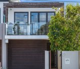 https://images.listonce.com.au/custom/160x/listings/155c-male-street-brighton-vic-3186/012/01692012_img_04.jpg?KzsoWrTYCEg
