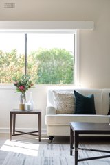https://images.listonce.com.au/custom/160x/listings/156-patterson-road-bentleigh-vic-3204/793/01030793_img_04.jpg?QnXaeRjsx8w