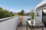 https://images.listonce.com.au/custom/160x/listings/156-ross-street-port-melbourne-vic-3207/009/01255009_img_11.jpg?OWoL1lRR38I