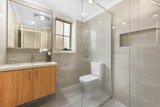 https://images.listonce.com.au/custom/160x/listings/1560-avendon-boulevard-glen-waverley-vic-3150/944/01660944_img_08.jpg?t293cn-0KcI