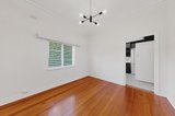 https://images.listonce.com.au/custom/160x/listings/1575-inkerman-road-caulfield-north-vic-3161/988/01891988_img_05.jpg?IY6goJH3_K4