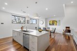 https://images.listonce.com.au/custom/160x/listings/158-albert-street-mount-waverley-vic-3149/901/01418901_img_05.jpg?V1X1Yc9meQU