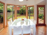 https://images.listonce.com.au/custom/160x/listings/158-ormond-road-elwood-vic-3184/382/01794382_img_05.jpg?PQd4ug0WzoA