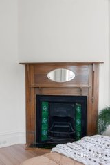 https://images.listonce.com.au/custom/160x/listings/158-roseneath-street-clifton-hill-vic-3068/227/01956227_img_19.jpg?7UaHmWyJ1vU