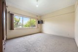 https://images.listonce.com.au/custom/160x/listings/1589-south-road-bentleigh-east-vic-3165/726/01593726_img_05.jpg?YBfXCnfksCA