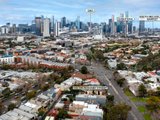 https://images.listonce.com.au/custom/160x/listings/159-cruikshank-street-port-melbourne-vic-3207/265/01090265_img_08.jpg?ApJk0UBWMi8