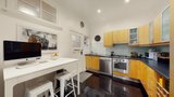https://images.listonce.com.au/custom/160x/listings/159-shelley-street-elwood-vic-3184/532/01793532_img_05.jpg?pDCb39rUkAo