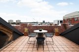 https://images.listonce.com.au/custom/160x/listings/1593-oxford-street-collingwood-vic-3066/757/01124757_img_21.jpg?hgibzeneO7U