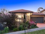 https://images.listonce.com.au/custom/160x/listings/15a-alamein-avenue-croydon-vic-3136/289/01524289_img_12.jpg?OSjXQGSnK4U