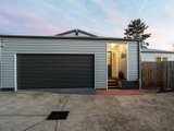 https://images.listonce.com.au/custom/160x/listings/15a-diane-crescent-mooroolbark-vic-3138/550/01524550_img_02.jpg?hkNfHN5nge0