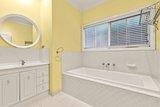 https://images.listonce.com.au/custom/160x/listings/15a-eastmead-road-croydon-vic-3136/380/01939380_img_06.jpg?VaTB46fZ_98