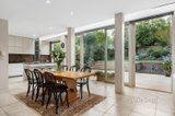 https://images.listonce.com.au/custom/160x/listings/15a-ethel-street-malvern-vic-3144/926/01182926_img_03.jpg?pxUY-zuYNf8